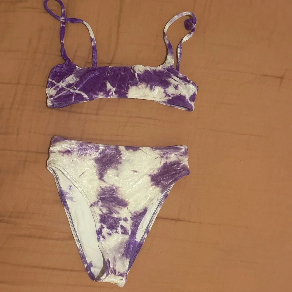 Frankies Bikinis stylish purple